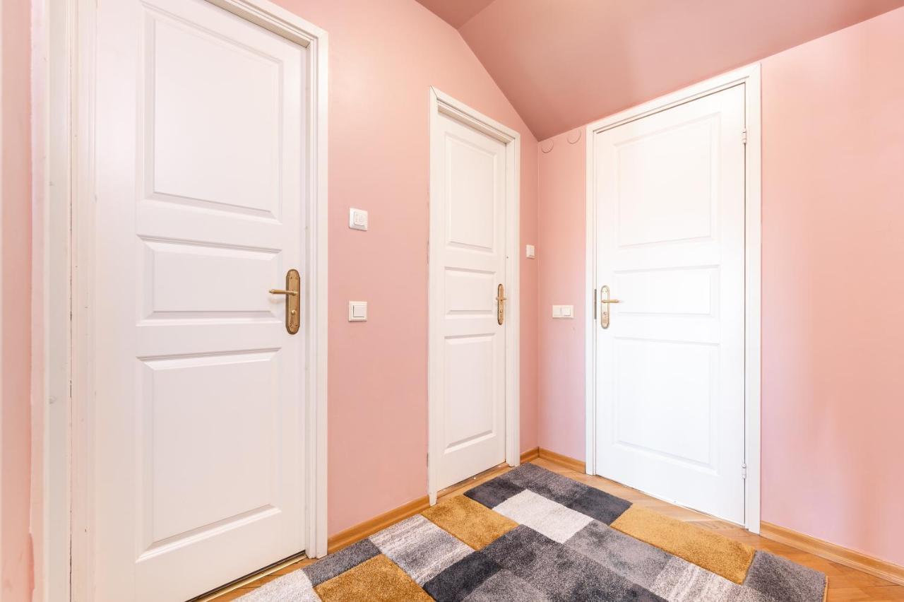 Dictumfactum Residence 2Bedroom タリン エクステリア 写真